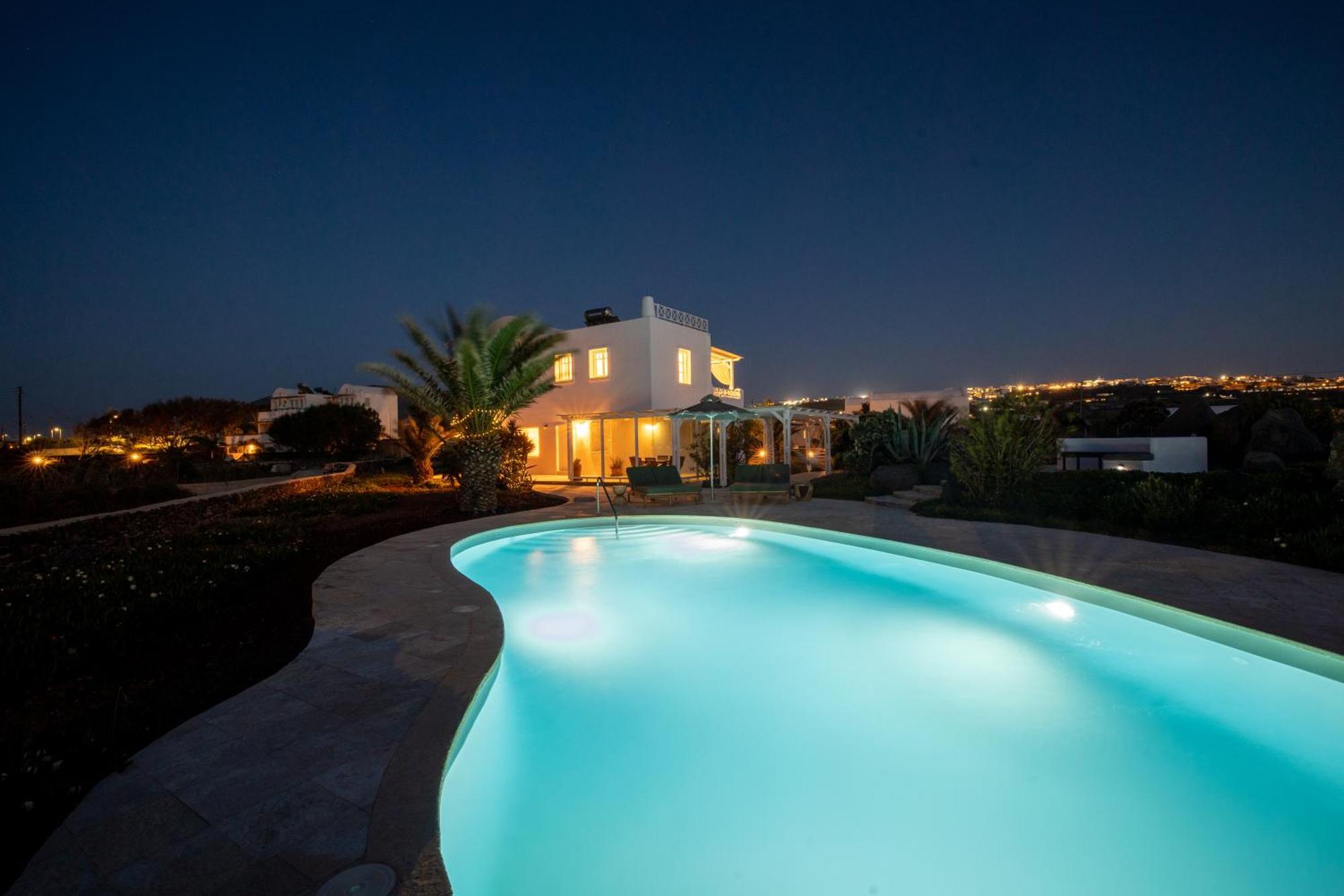 Oia Sunset Luxury Villa Exterior photo